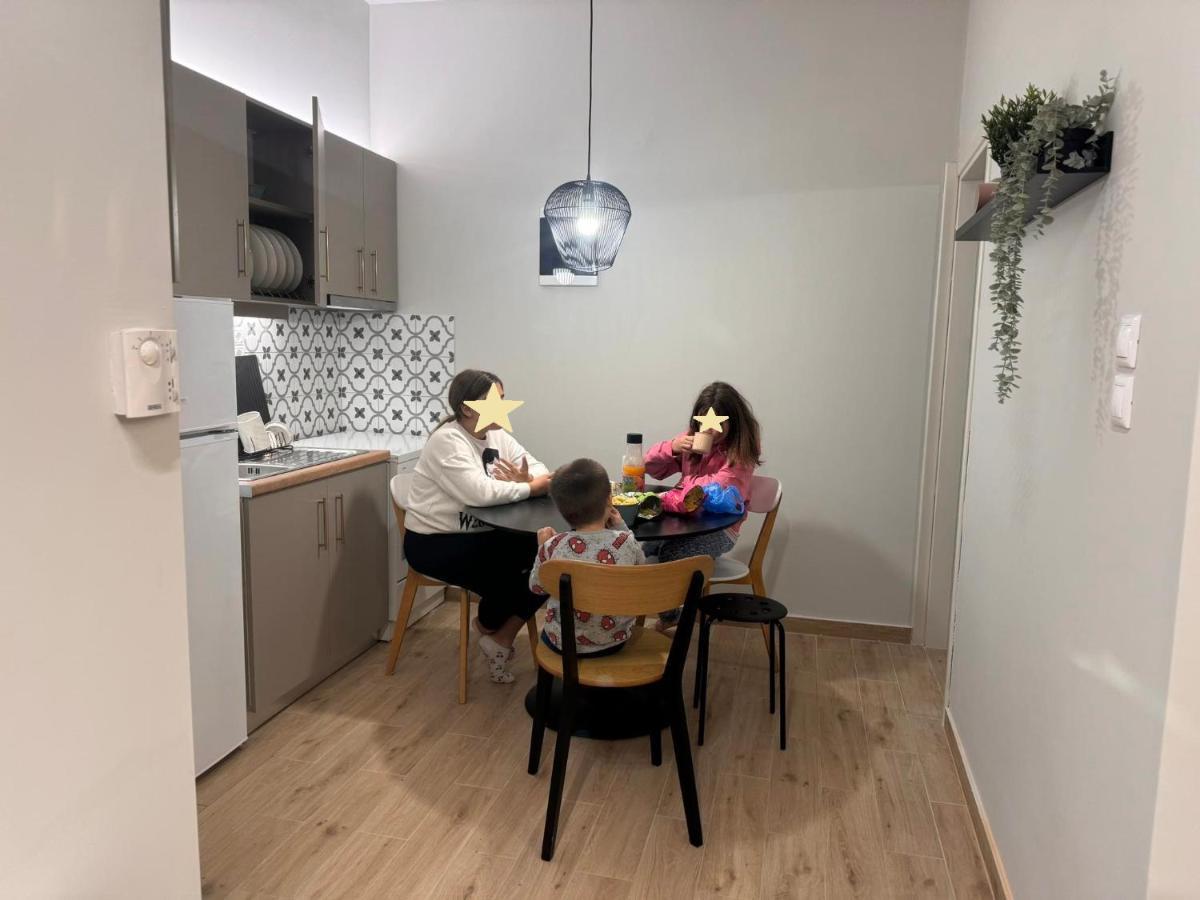 Alexander Luxury Sea Apartments Néa Khilí Buitenkant foto