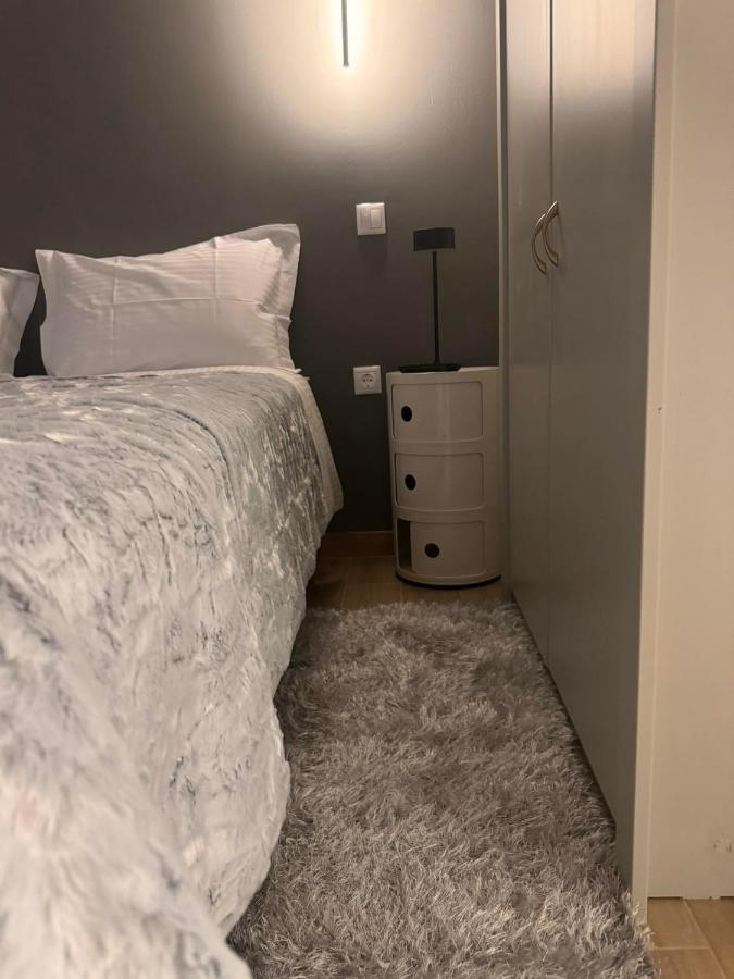 Alexander Luxury Sea Apartments Néa Khilí Buitenkant foto