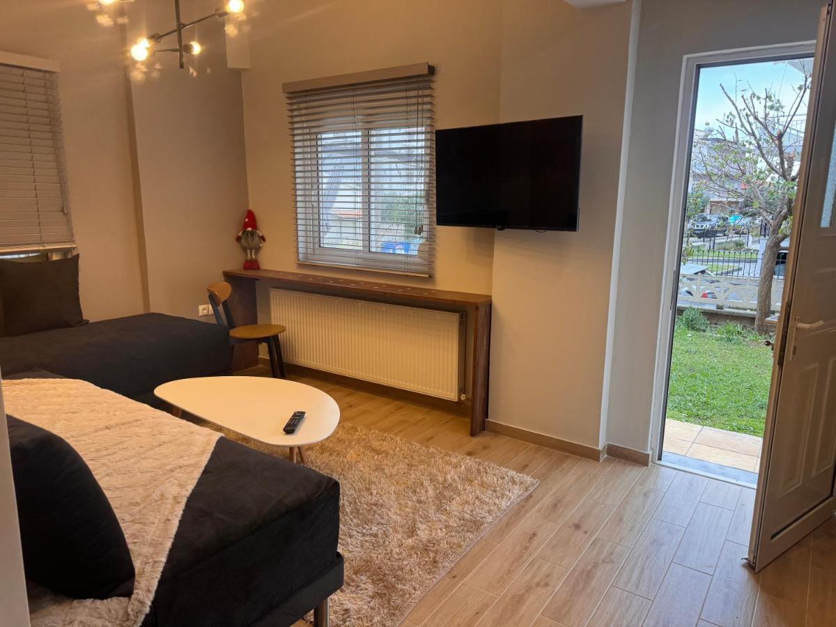 Alexander Luxury Sea Apartments Néa Khilí Buitenkant foto